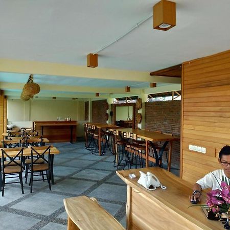 Aloravilla Montongbuwoh Bagian luar foto