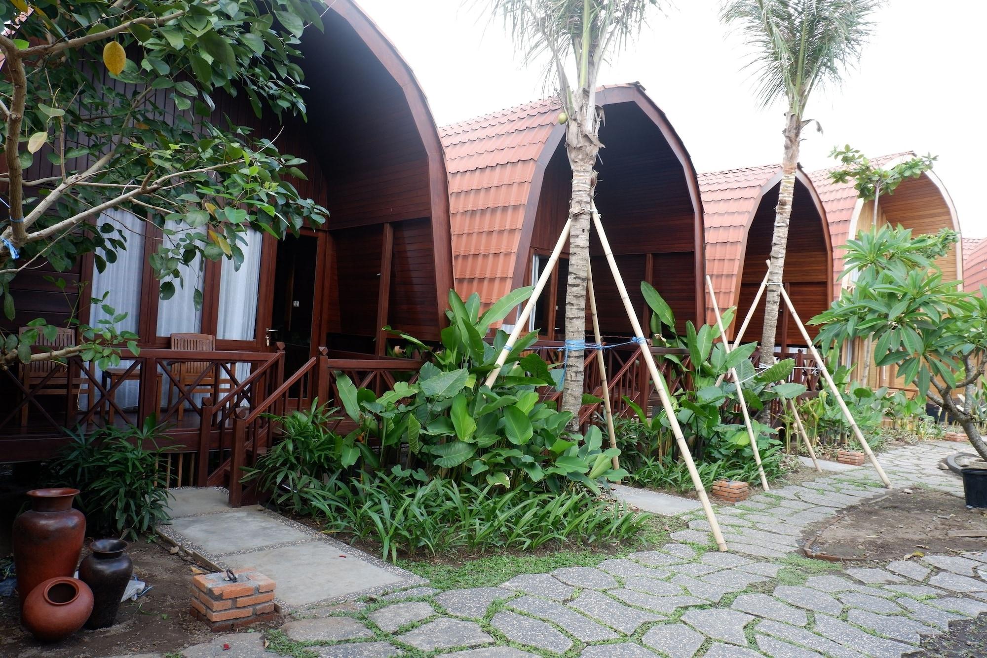 Aloravilla Montongbuwoh Bagian luar foto