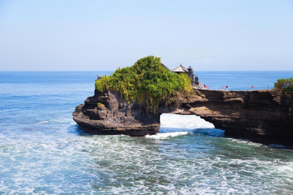 Aloravilla Montongbuwoh Bagian luar foto